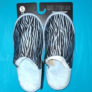 Lux Dreams Zebra Print Slippers